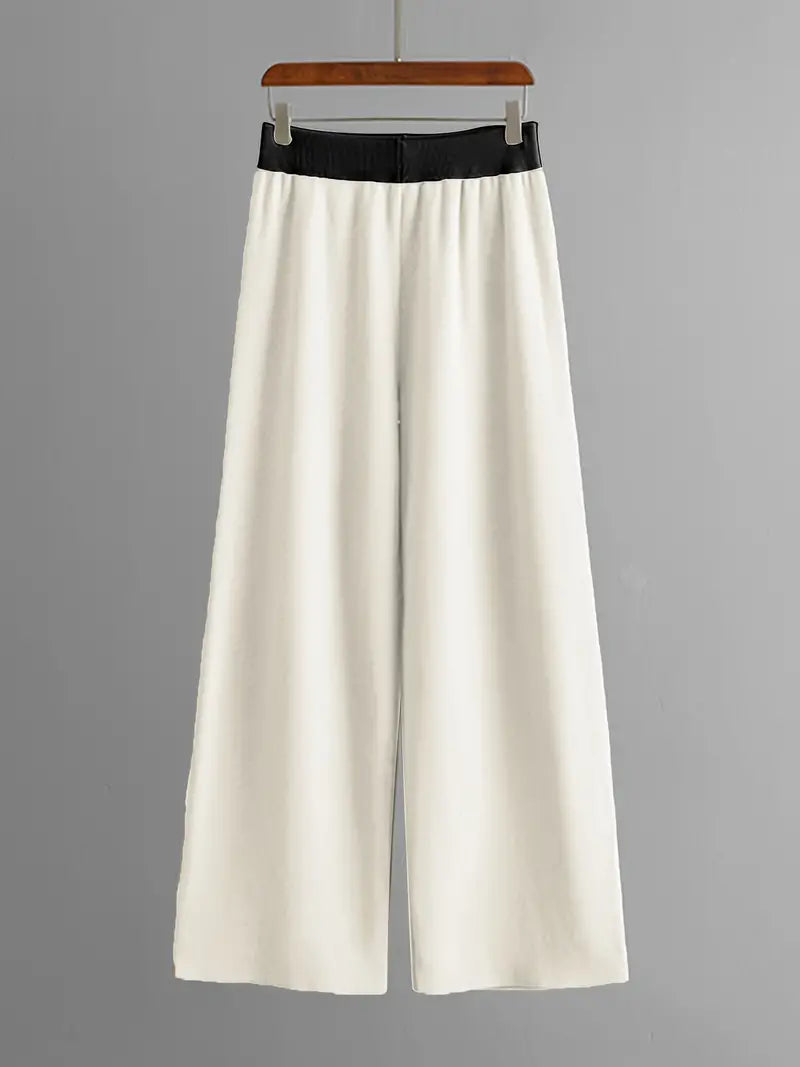 Silvia/ Elegant set consisting of long-sleeved knit top and V-neck trousers