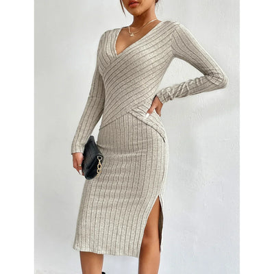 Emily - Timeless Elegance With A Touch Of Simplicity Dress