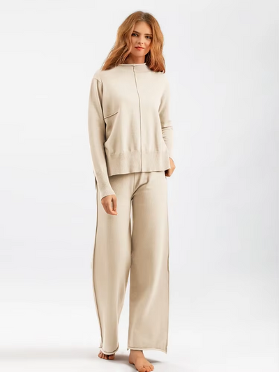 Valentina/ Knitted, thick and warm oversize jumper and trousers