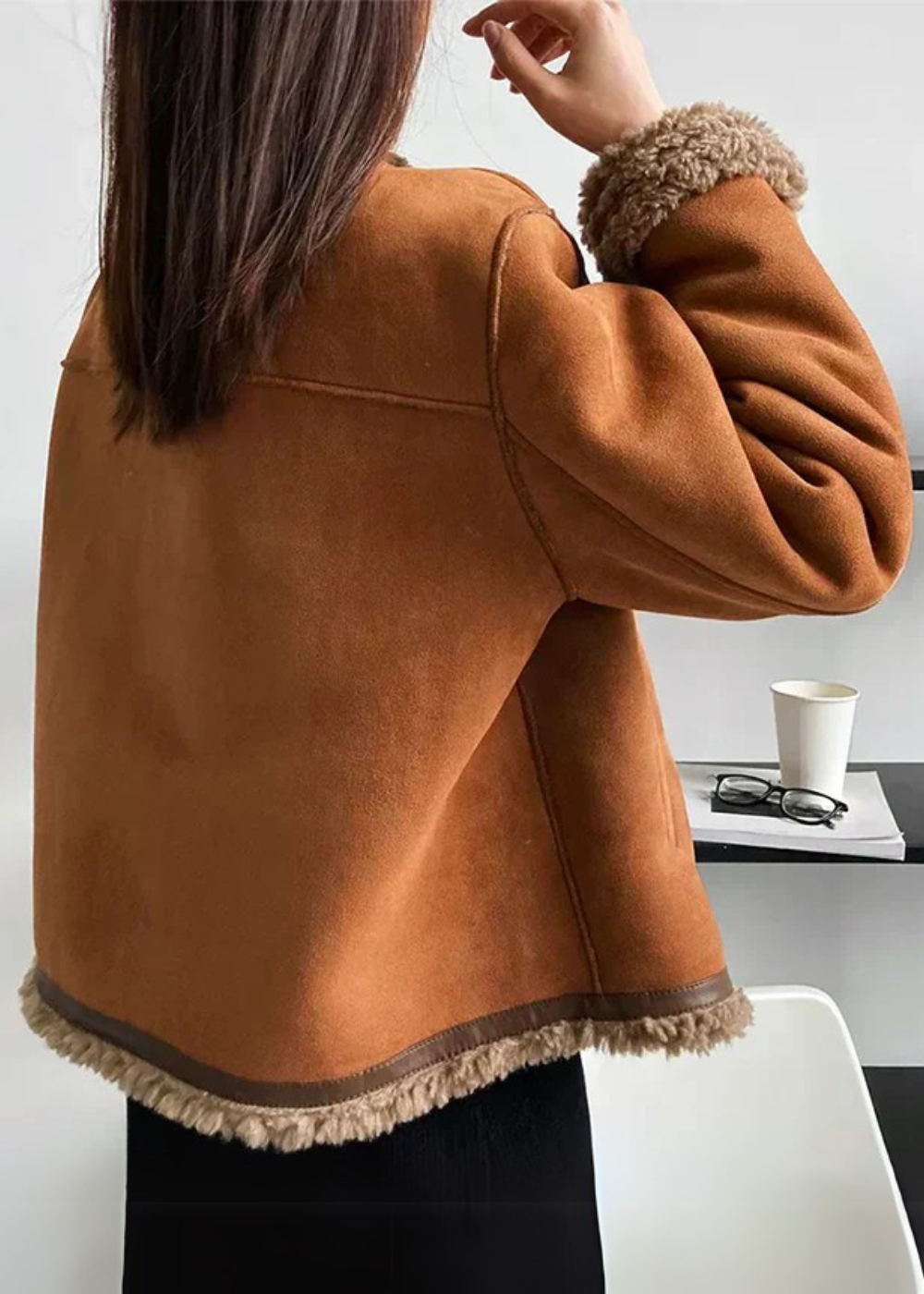 JENNIE- Cosy Shearling-Lined Jacket